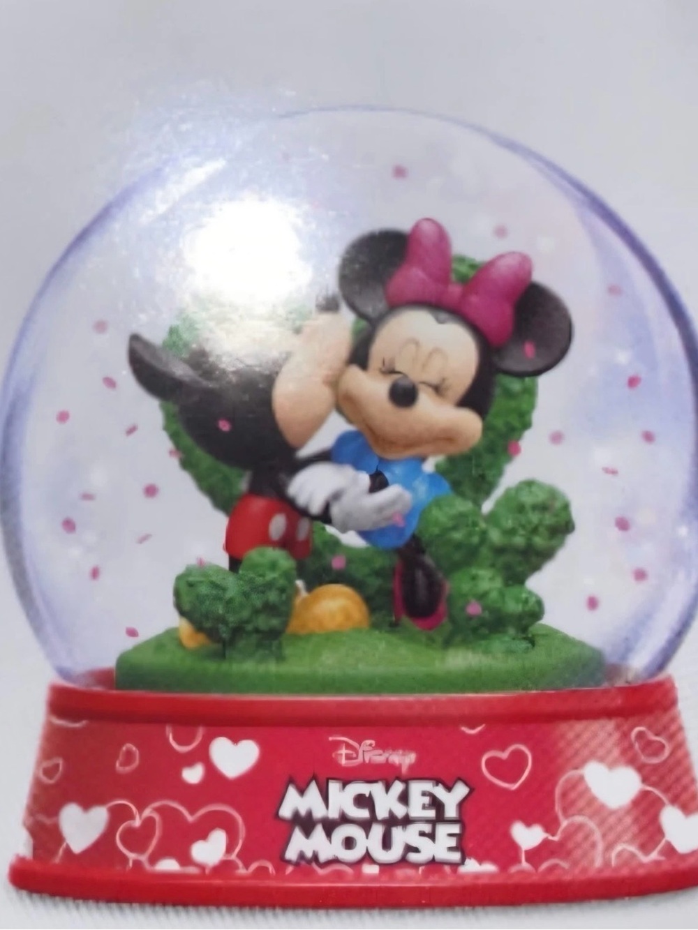 Zuru Mini Brands Disney Snow Globe - Mickey & Minnie SnowGlobes